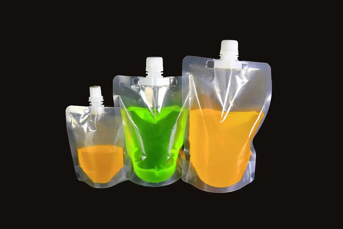 破解量產(chǎn)難題：呂工機(jī)械全自動吸嘴袋灌裝機(jī)