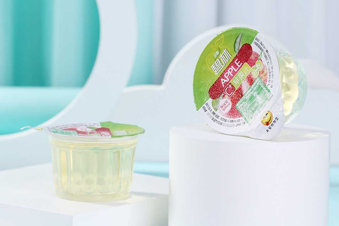 呂工機(jī)械全自動(dòng)杯裝飲用水灌裝封口機(jī)，定制您的高端包裝未來